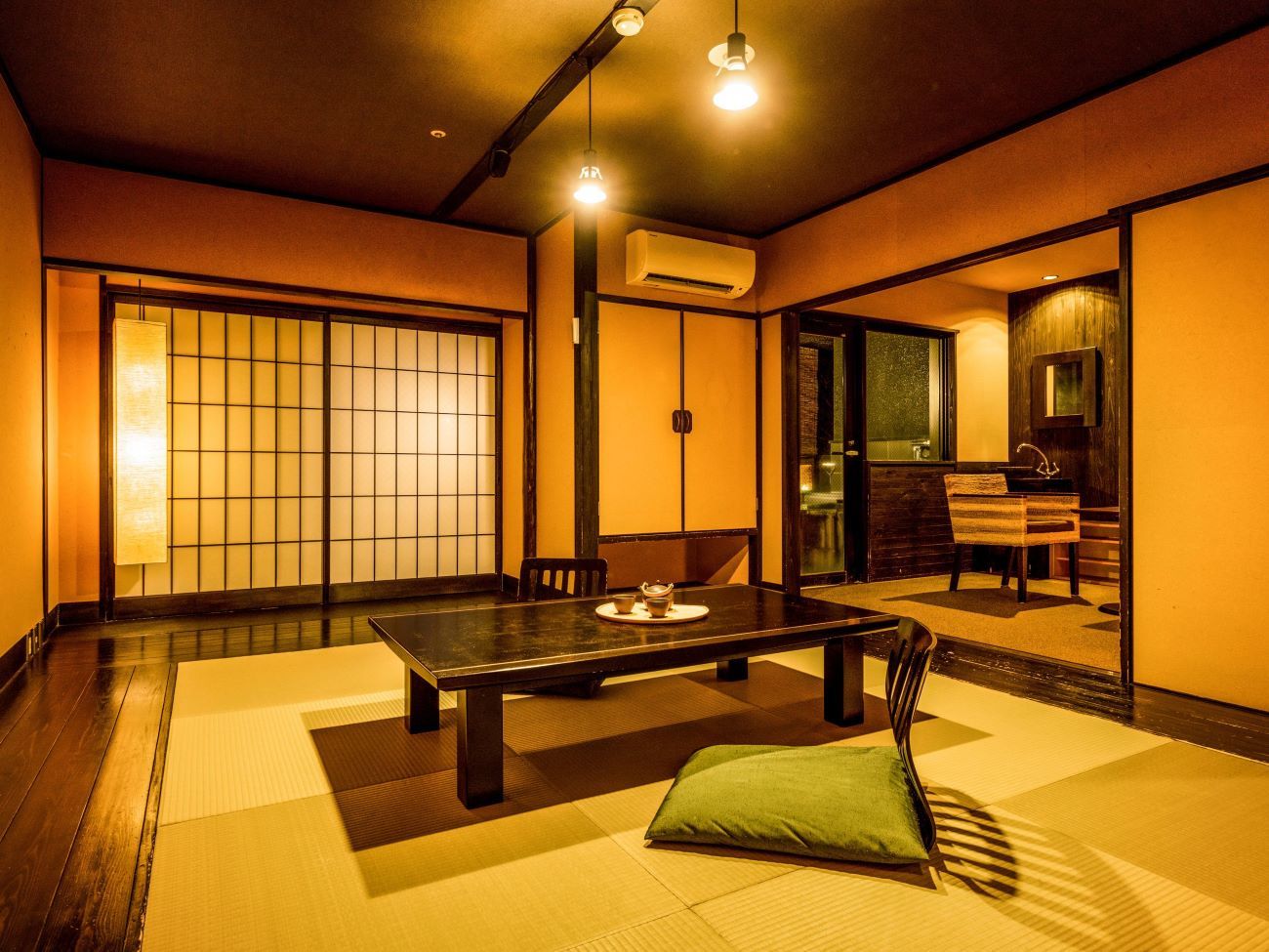 大江戸温泉物語 三好屋 スーペリア露天風呂付和室