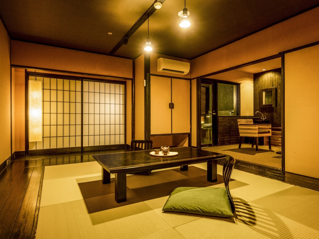 大江戸温泉物語 三好屋 スーペリア露天風呂付和室