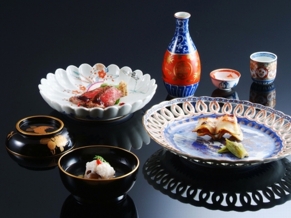 西村屋本館 【1日限定2組】料理長おまかせ特別献立会席＜ご夕食お部屋食＞
