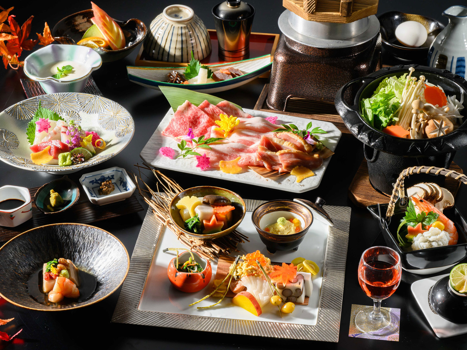 ホテルアジール・奈良 【かがりや会席～大和の恵～】奈良特産「大和牛・大和ポーク・大和肉鶏」を食す秋の贅沢時間（夕・朝食付）