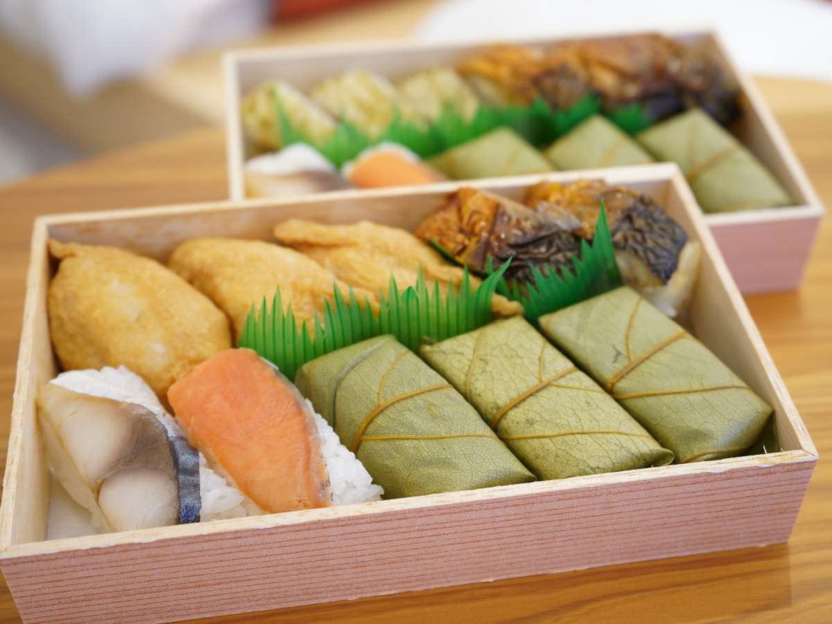 ホテル天平ならまち 【朝食付き】～歴史を味わう～「平宗の柿の葉ずし」朝食付きプラン♪