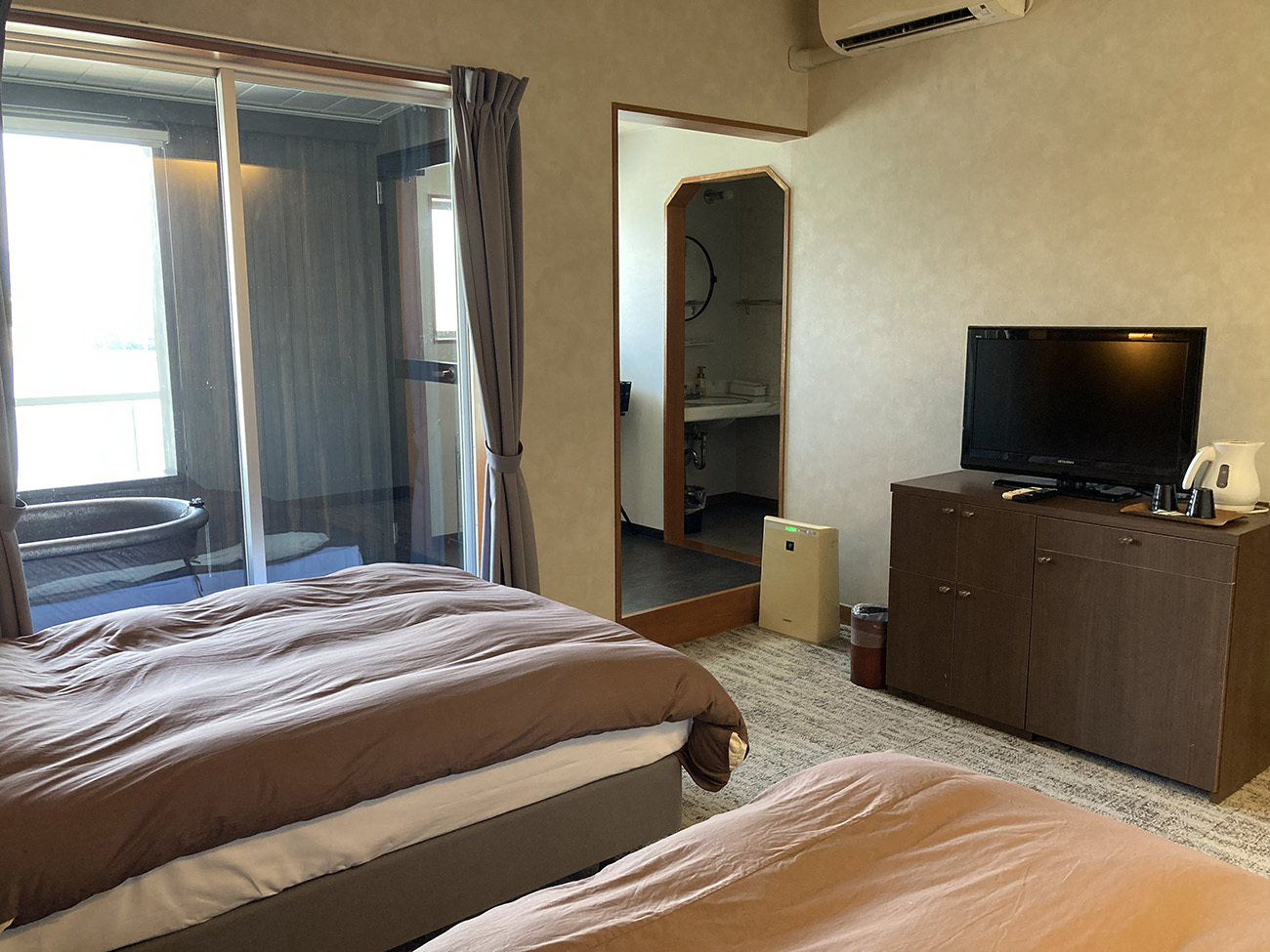 大江戸温泉物語Premium 白浜彩朝楽 スタンダード露天風呂付ツイン　※画像の浴槽は温泉ではご...