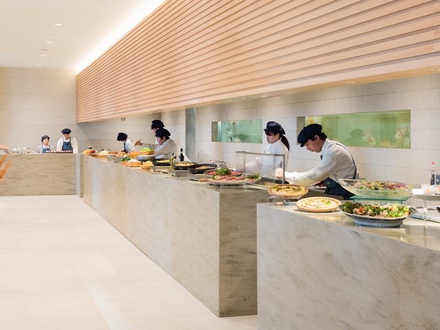 SHIRAHAMA KEY TERRACE HOTEL SEAMORE 【夕食特選】「by the ocean」で約100品目のビュッフェ＋姿造りを満喫◆2食付き