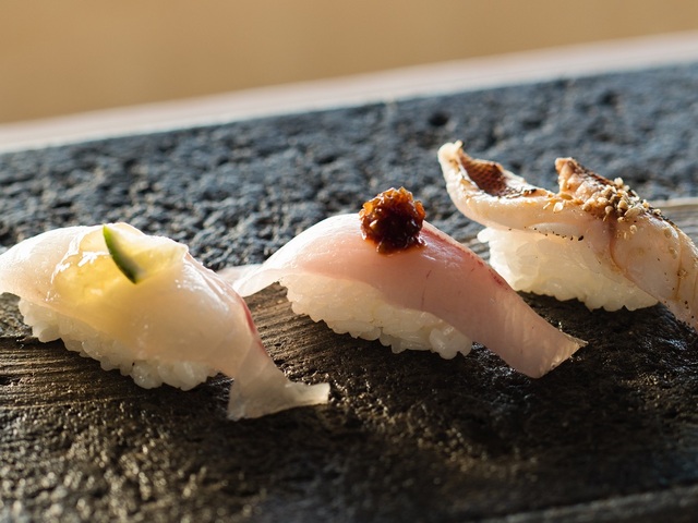 SHIRAHAMA KEY TERRACE HOTEL SEAMORE 【夕食特選】寿司カウンターの「八咫」は目の前が海！白浜の海の幸を味わう◆2食付き