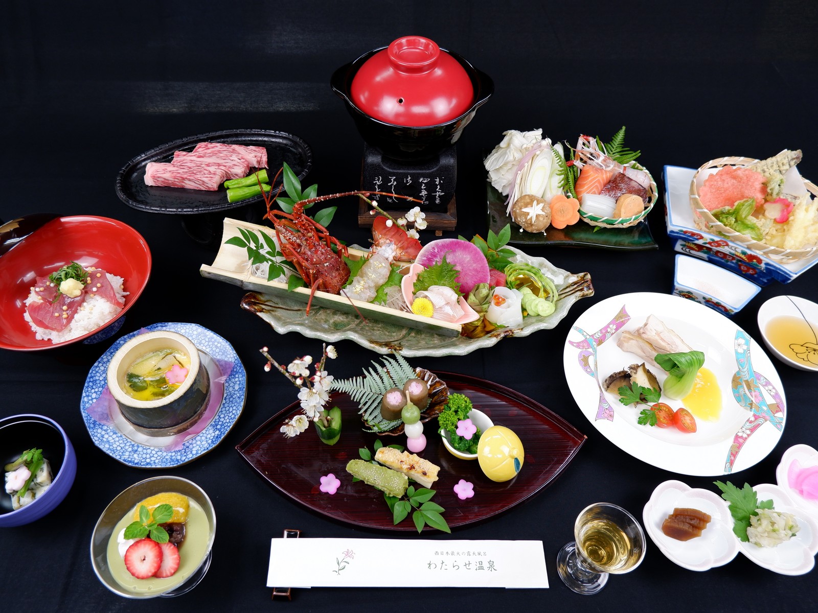 わたらせ温泉　ホテルささゆり ◇【早割２８】落ち着いた佇まいの宿で温泉三昧！今宵は贅沢に美食を堪能～料理長厳選会席～≪夕朝食付≫