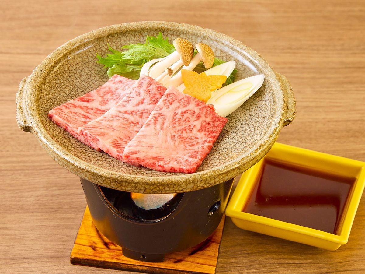 三朝ロイヤルホテル ◆肉の旨味を味わう「鳥取牛の陶板焼き」付き！ロイヤルビュッフェプラン　＜星＞