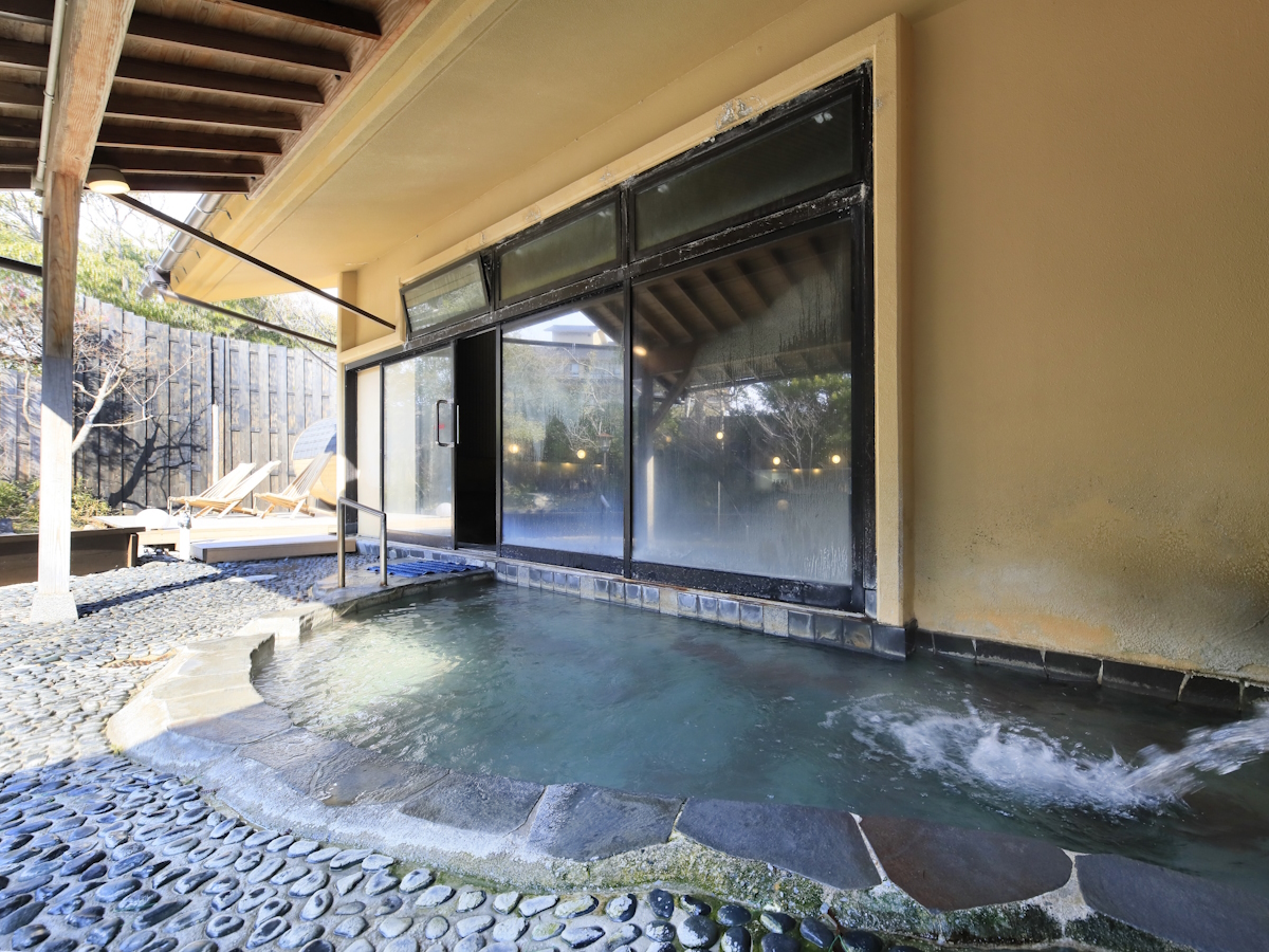 皆生風雅 【迷ったらこれ】牛×カニでグルメ旅を満喫／美肌成分豊富な温泉でリラックス＜■牛蟹会席＞