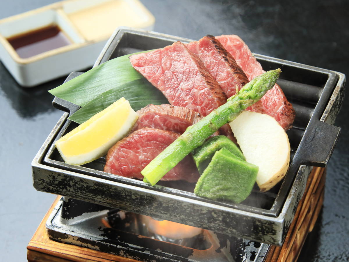 皆生風雅 【直前割×お部屋食】直前のご予約でもお部屋で牛肉×カニをお得に満喫＜●牛蟹会席／お部屋＞
