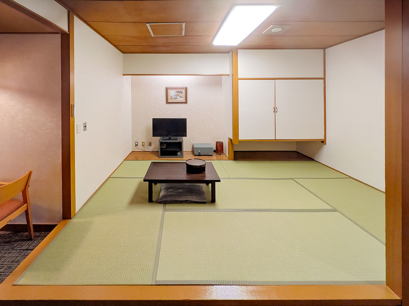 大江戸温泉物語 かいけ スタンダード和洋室ツイン　※客室の一例