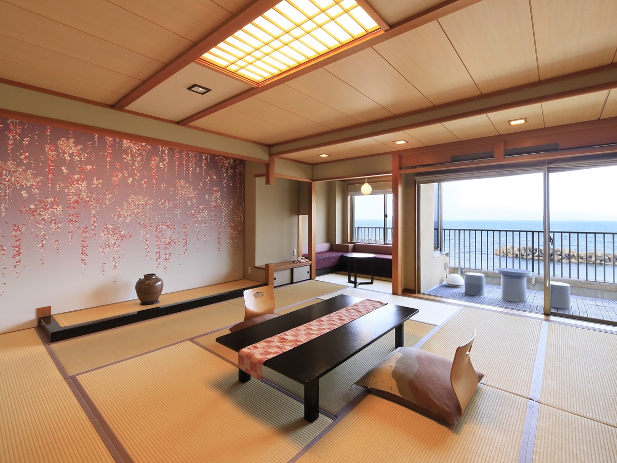 湯喜望　白扇 【露天風呂＆展望ジャグジー付き】和室13畳（一例）