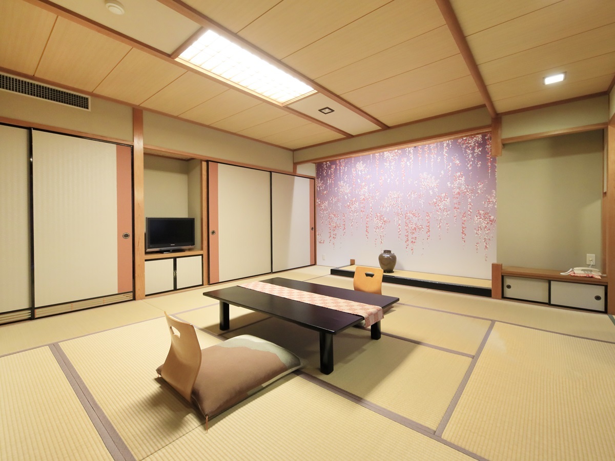 湯喜望　白扇 【露天風呂＆展望ジャグジー付き】和室13畳（一例）