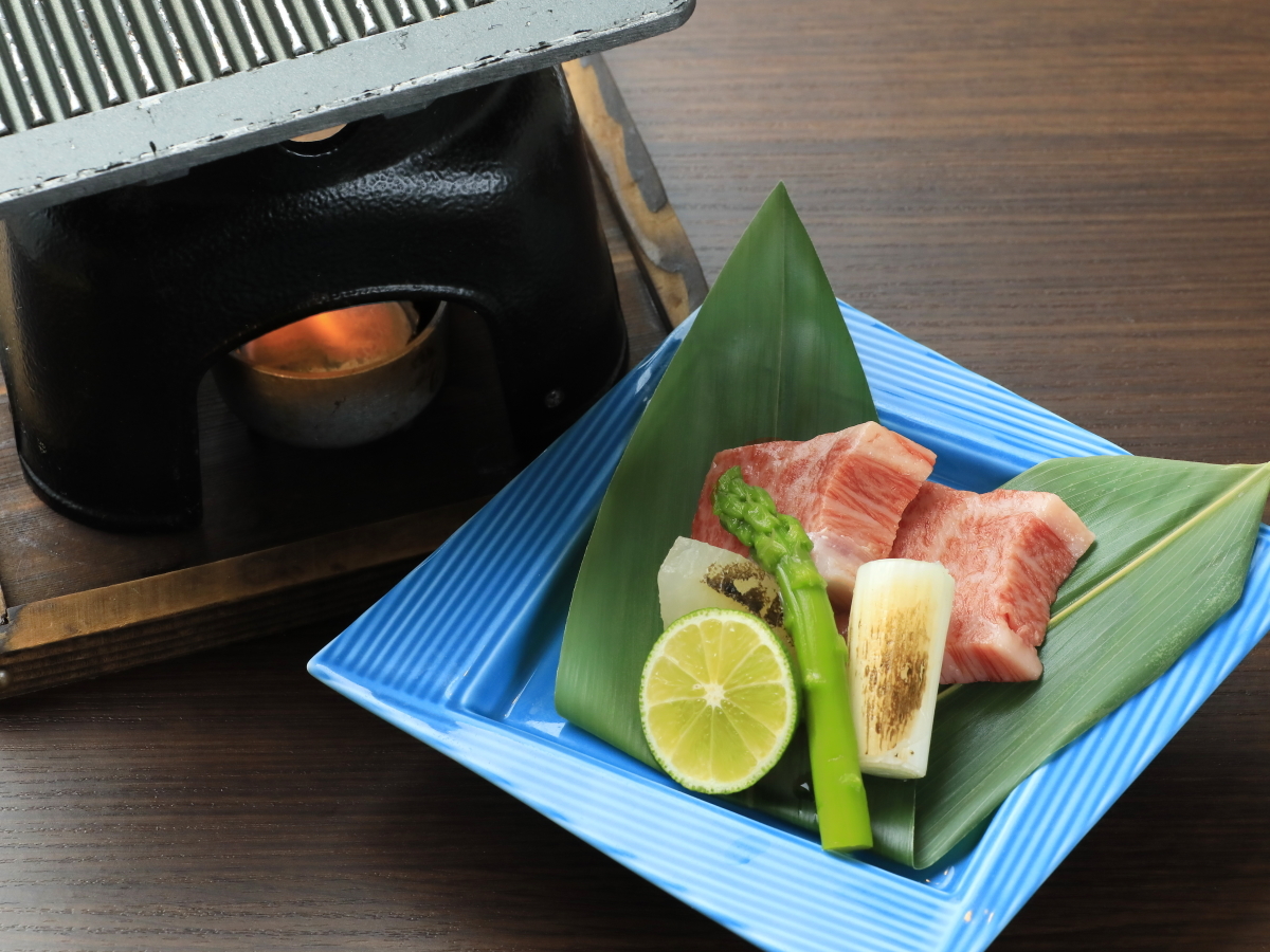 湯喜望　白扇 【人気No.1】料理長厳選“特選会席”と半個室で味わう上質ステイ＜特選会席■／半個室＞展望ジャグジー付客室（共通）