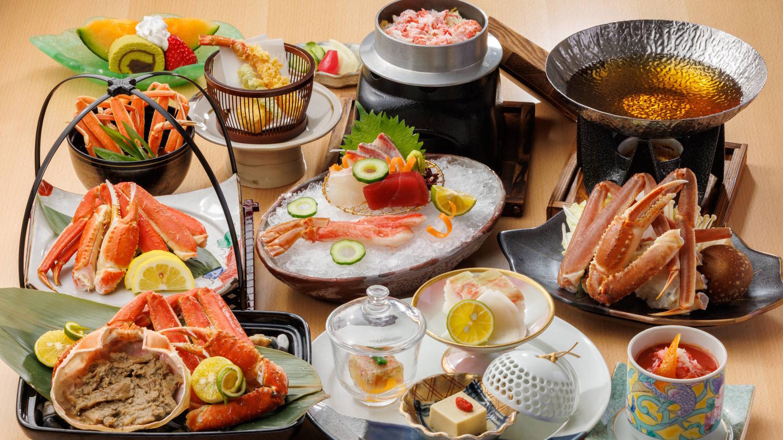 湯喜望　白扇 【白扇｜蟹】冬の味覚・蟹を味わい尽くす贅沢会席＜蟹会席●／半個室＞展望ジャグジー付客室　（共通プラン）