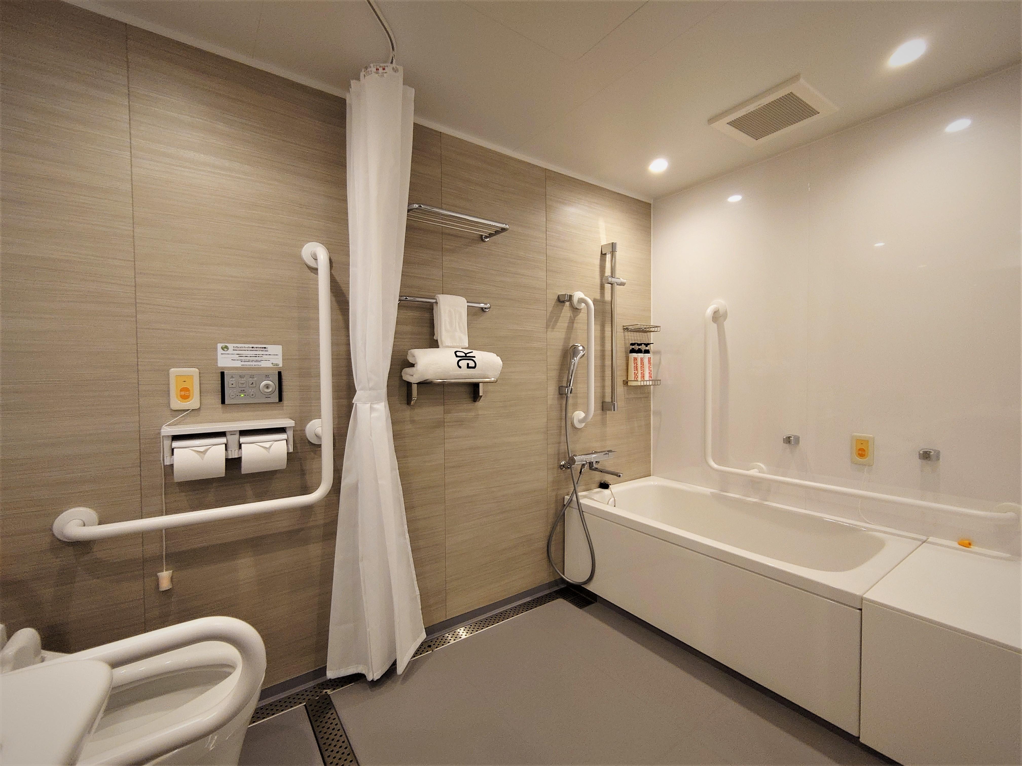 グリーンリッチホテル松江駅Across　人工温泉・二股湯の華 ユニバーサルシングル■バリアフリー対応■ユニットバス