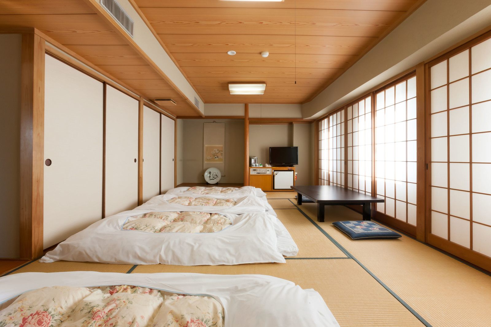 尾道ロイヤルホテル 部屋画像1
