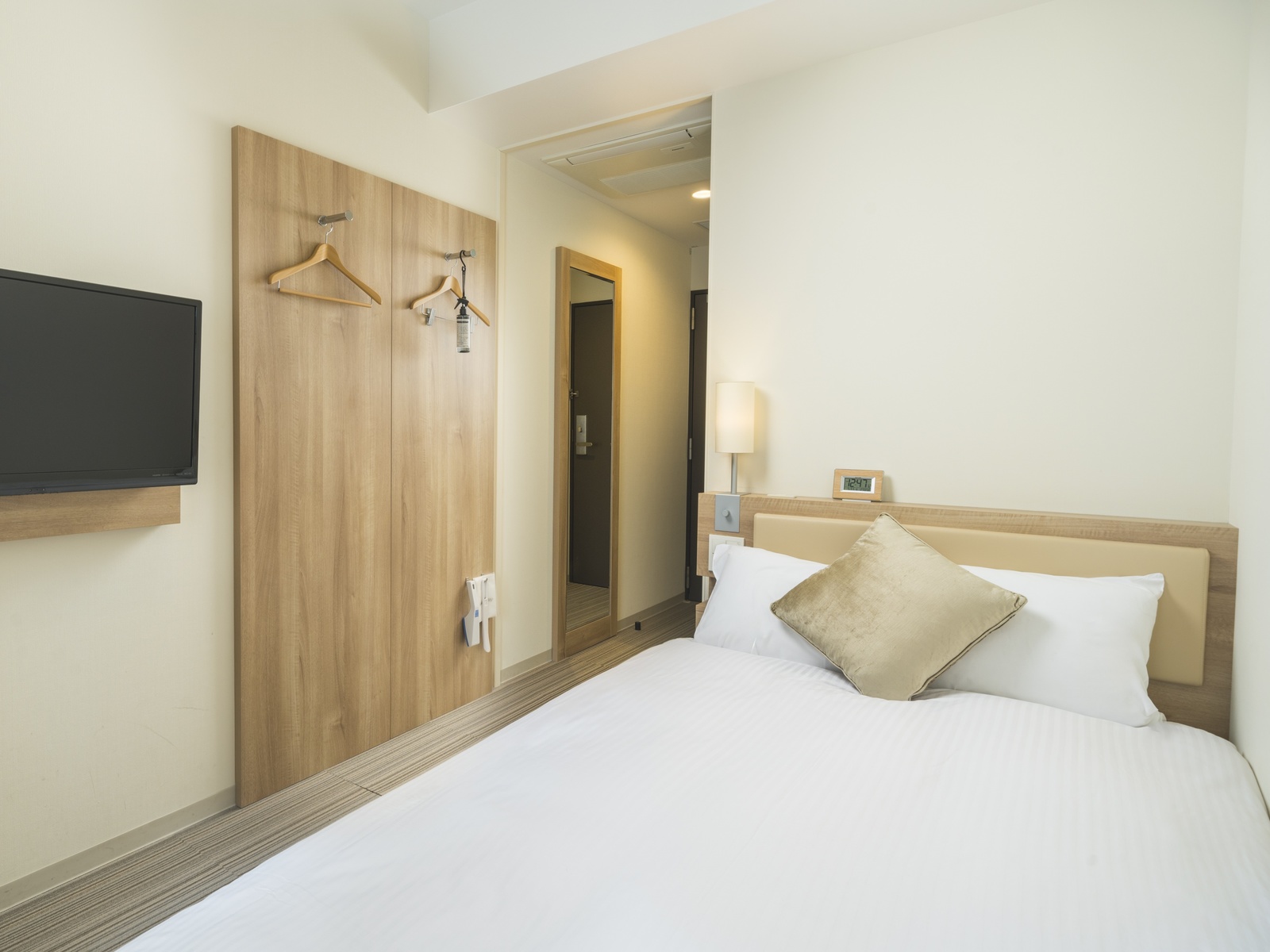 KOKO HOTEL 広島駅前 セミダブルルーム