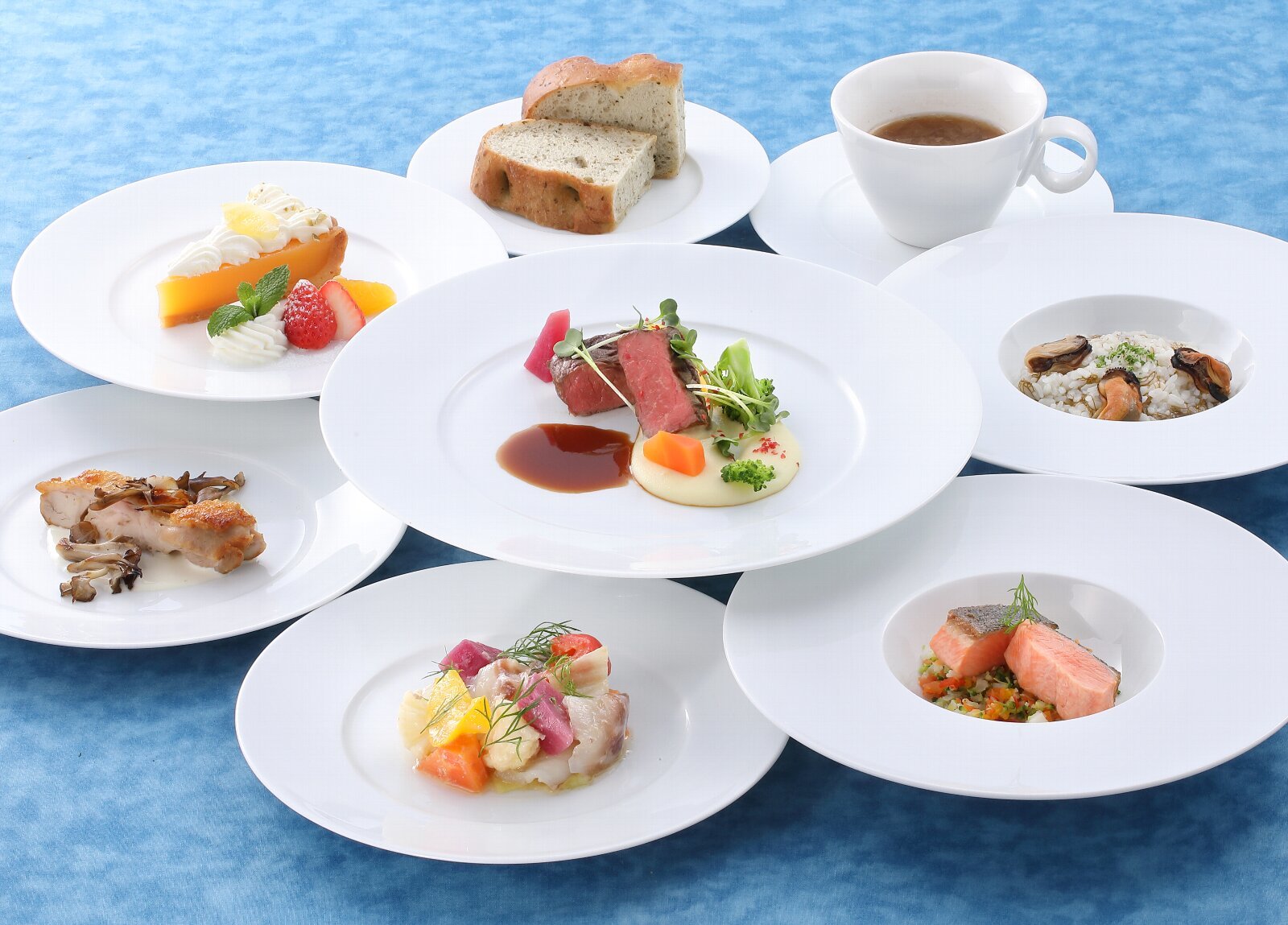 安芸グランドホテル 【ランクアッププラン】洋食コース料理「スペシャルディナー」１泊２食付きプラン