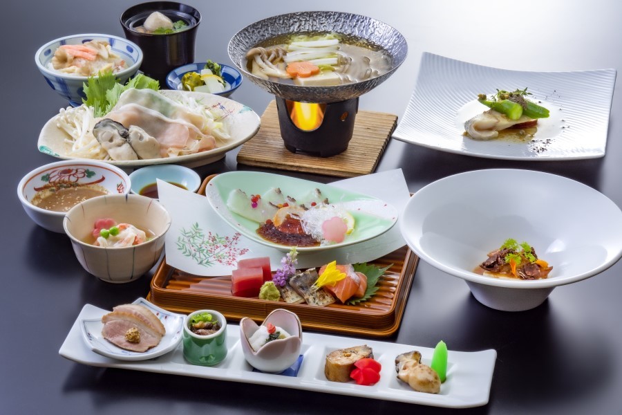 桜花の郷 ラ・フォーレ庄原 【1泊2食◆さとやま】おいしく季節を味わう創作会席×源泉露天風呂満喫