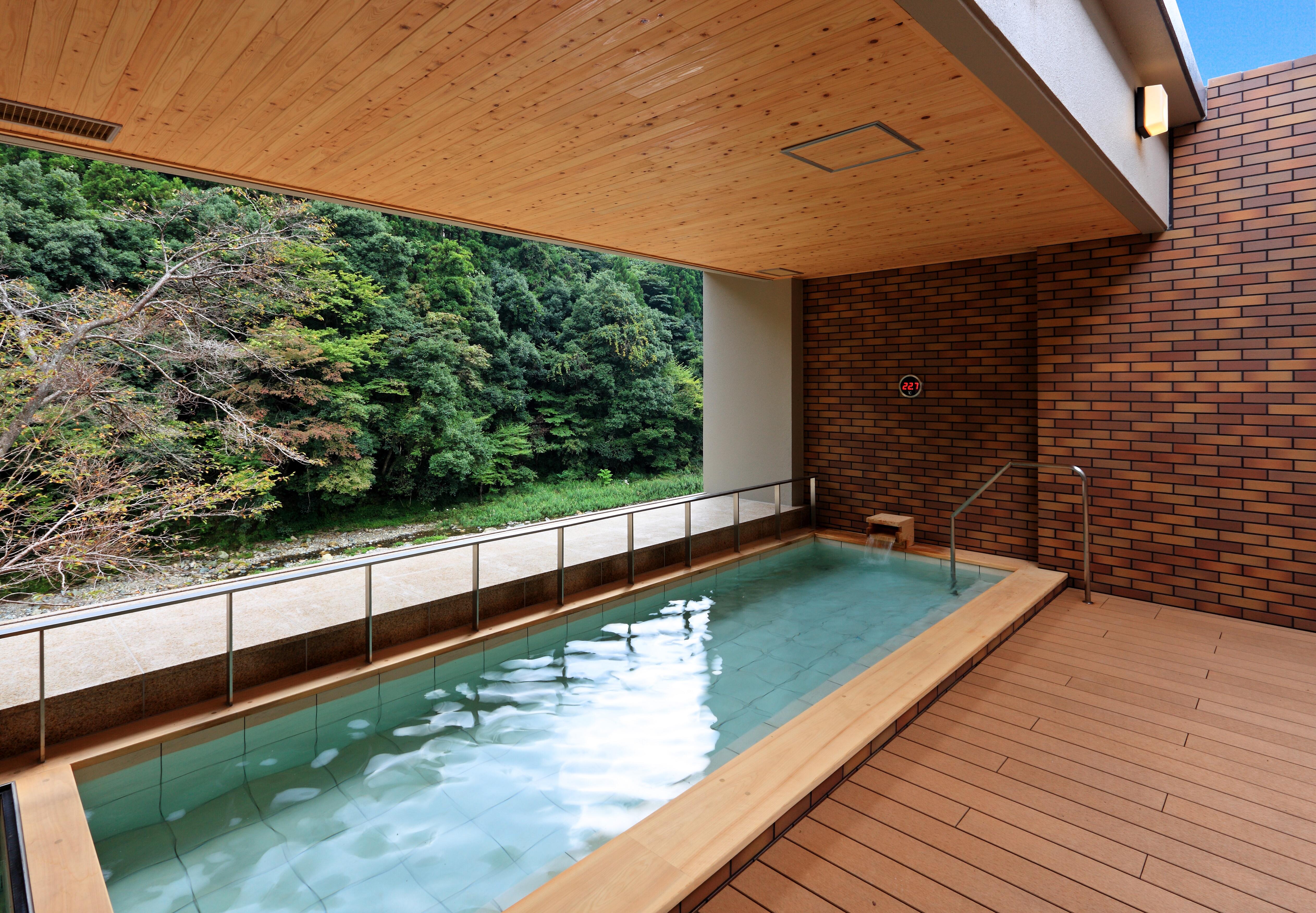 広島市国民宿舎 湯来ロッジ ●【平日限定】ちょっとを味わう贅沢♪量はそんなに食べられない人に★箱膳★１泊2食付