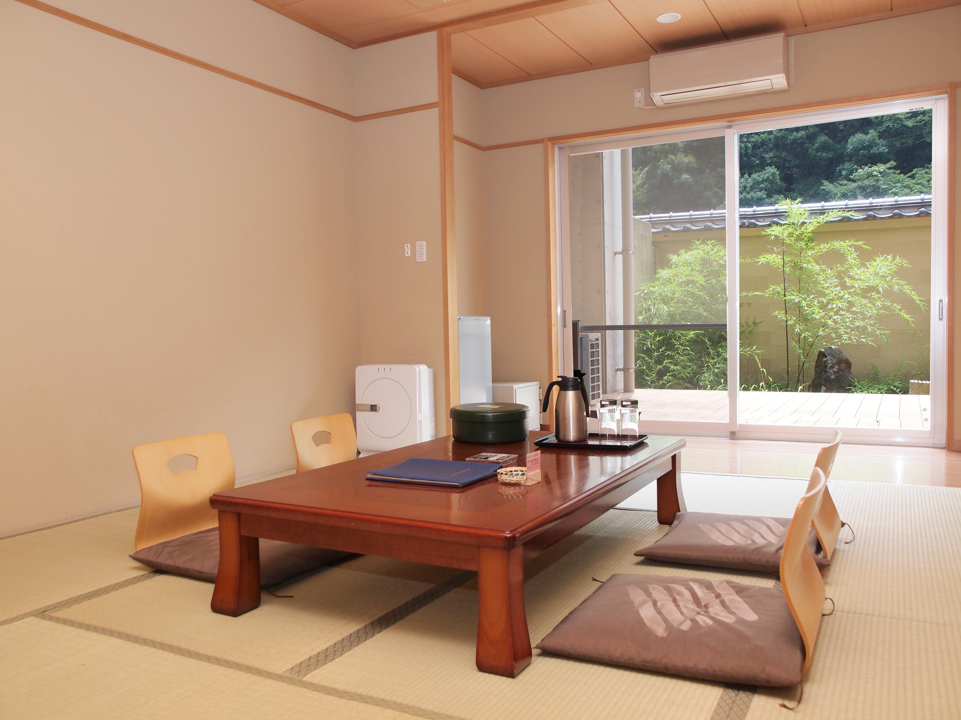 広島市国民宿舎 湯来ロッジ 布団はセルフ敷となります。