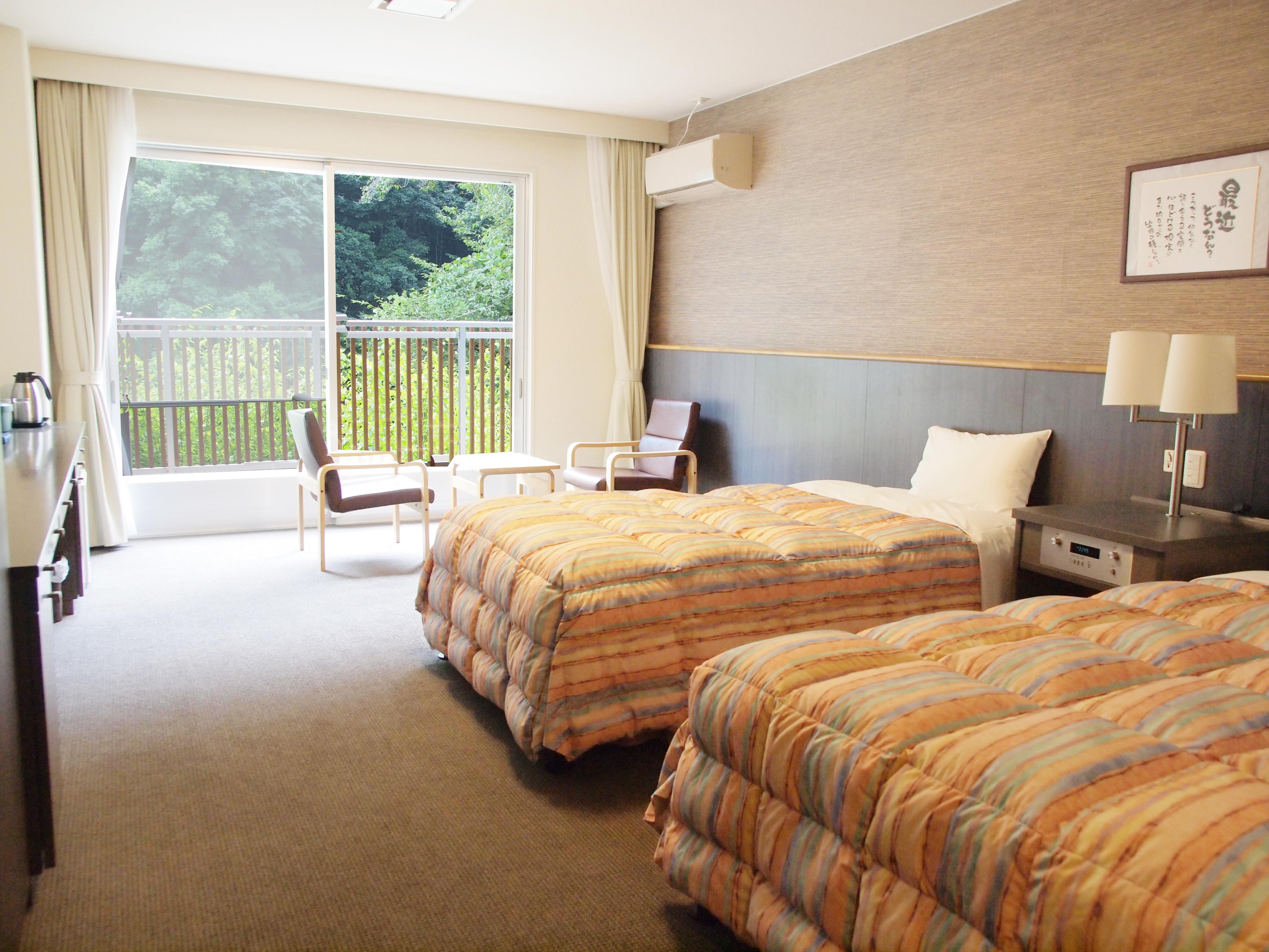 広島市国民宿舎 湯来ロッジ １台ベットの追加で最大３名様までご宿泊いただけます。