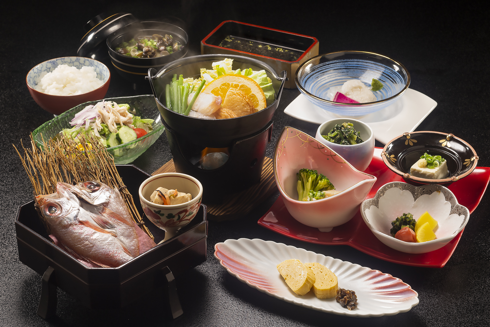 海が奏でる癒しの宿　リゾートホテル美萩 【海鮮朝ごはん】萩の“新鮮な海鮮”「イカ・あんこう」など、朝からたっぷり味わえる幸せ♪