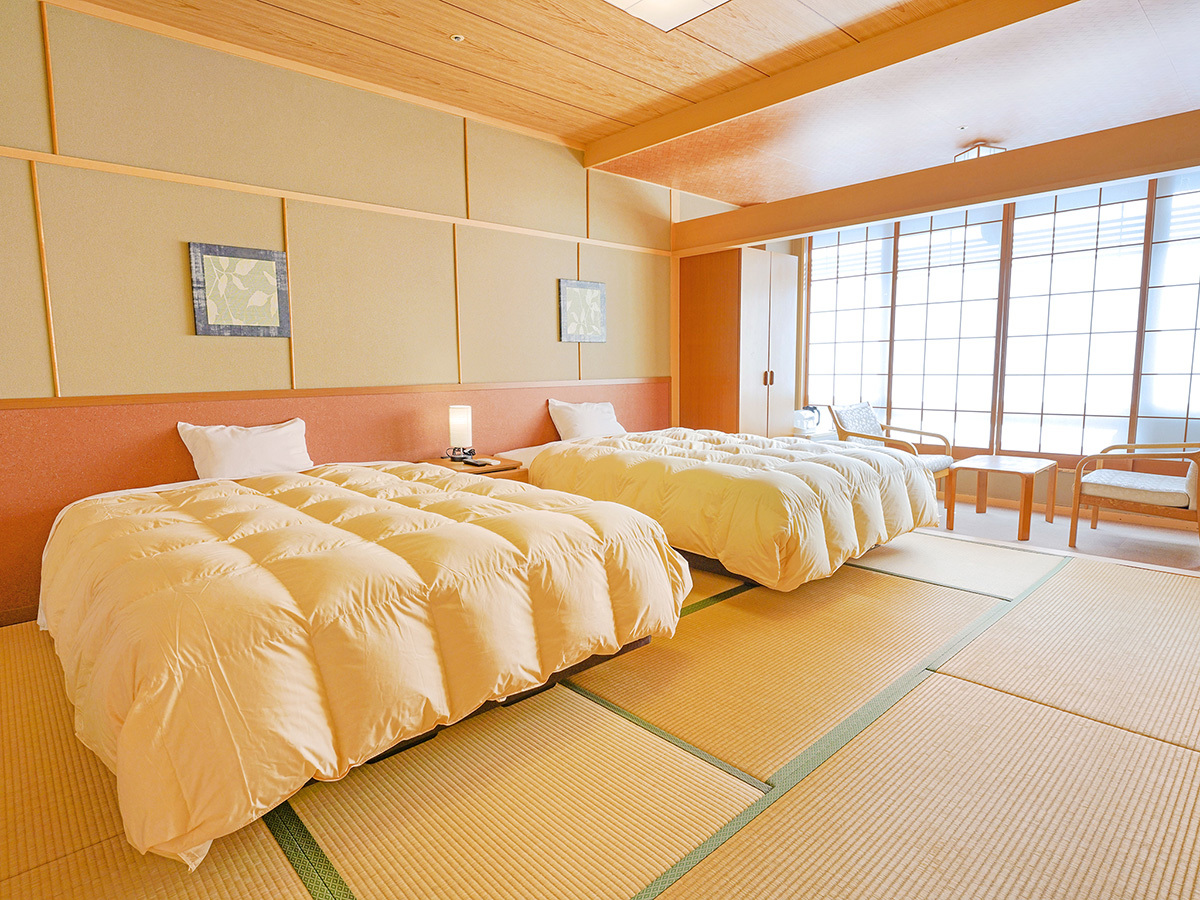 湯本観光ホテル西京 本館和室ツイン10畳_バス・トイレ付