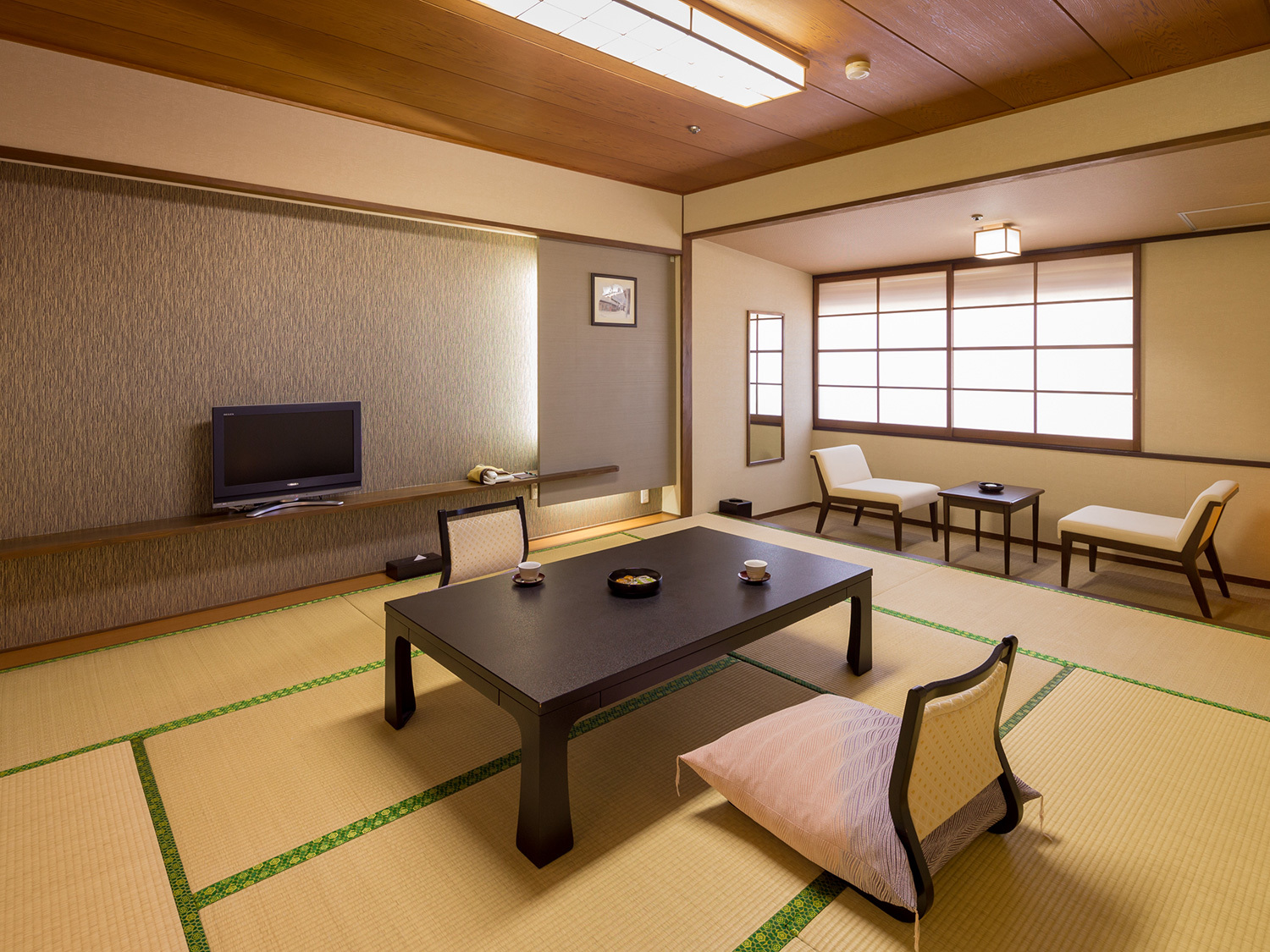 萩本陣 本丸　和室10帖　日本情緒漂う落ち着いたほっこり和室（...