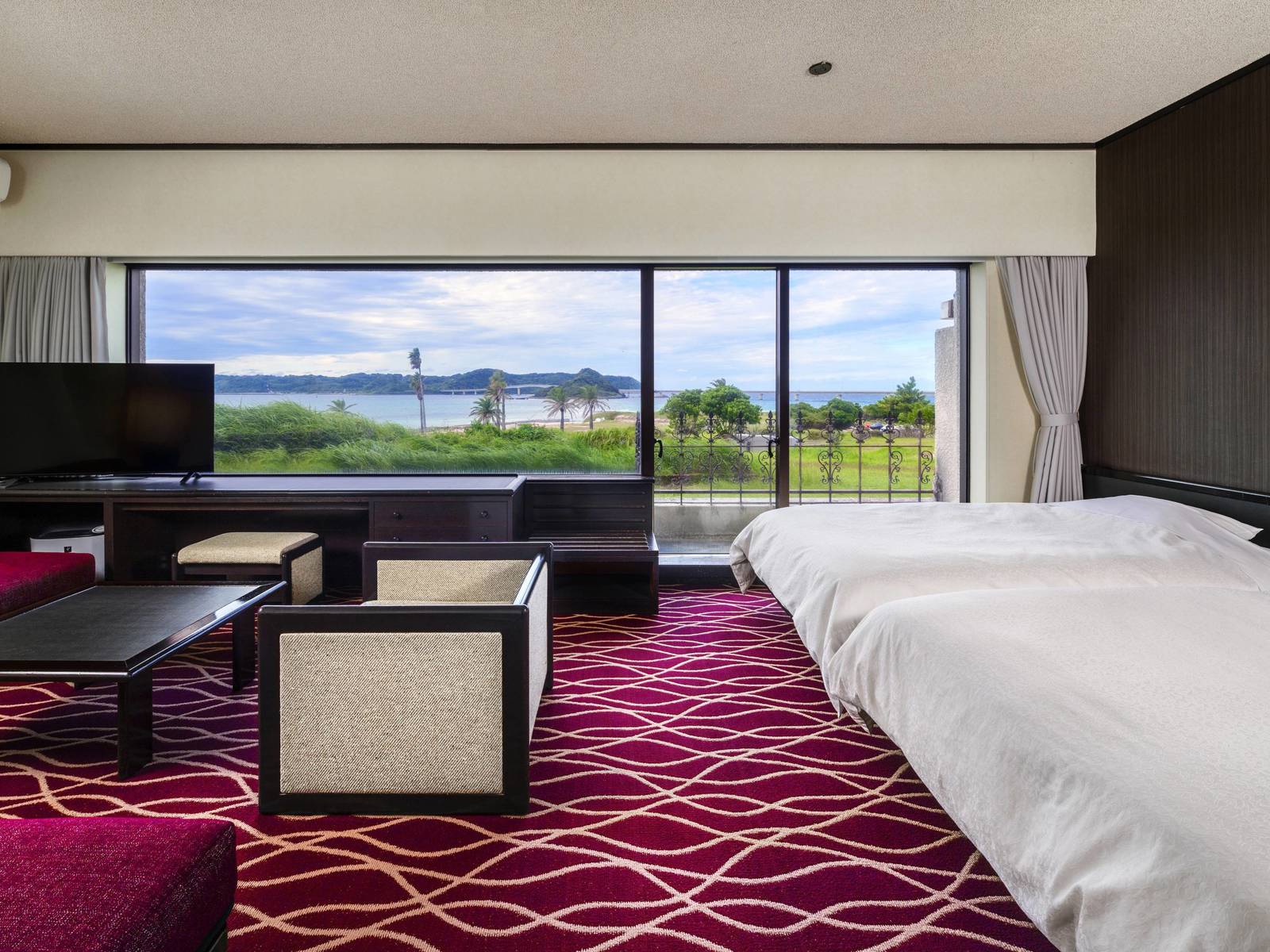 ホテル西長門リゾート 角島大橋側　オーシャンビュー洋室