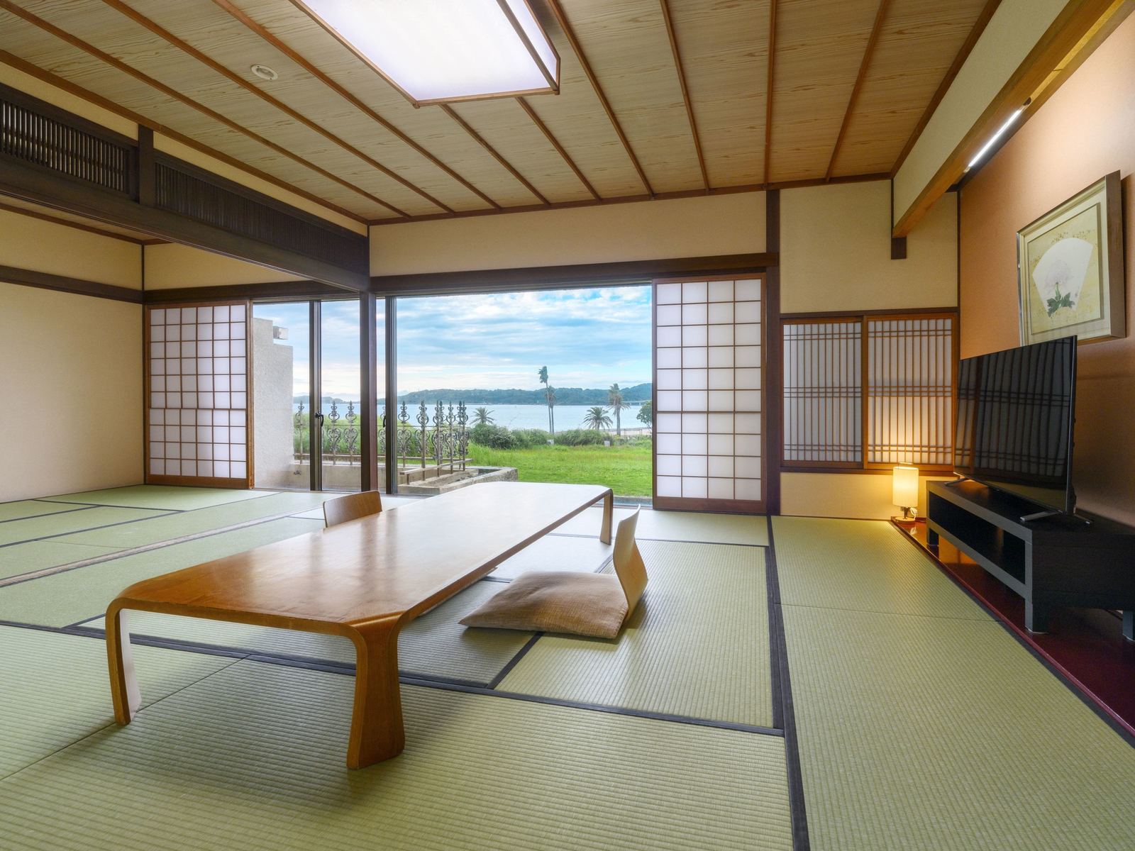 ホテル西長門リゾート 角島大橋側　特別和室　12.5畳+6畳