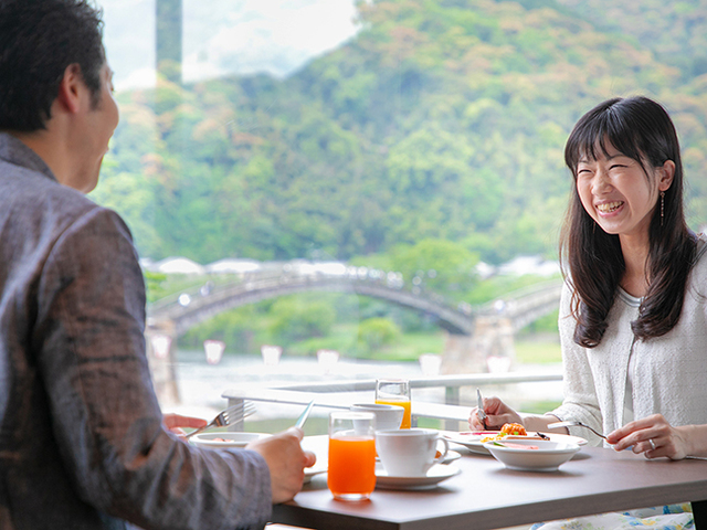 錦帯橋温泉　岩国国際観光ホテル 【料理長特選／美食会席】＜新鮮な瀬戸内の幸と、旨みあふれる高森牛＞ どちらも食せる、贅沢グルメ会席