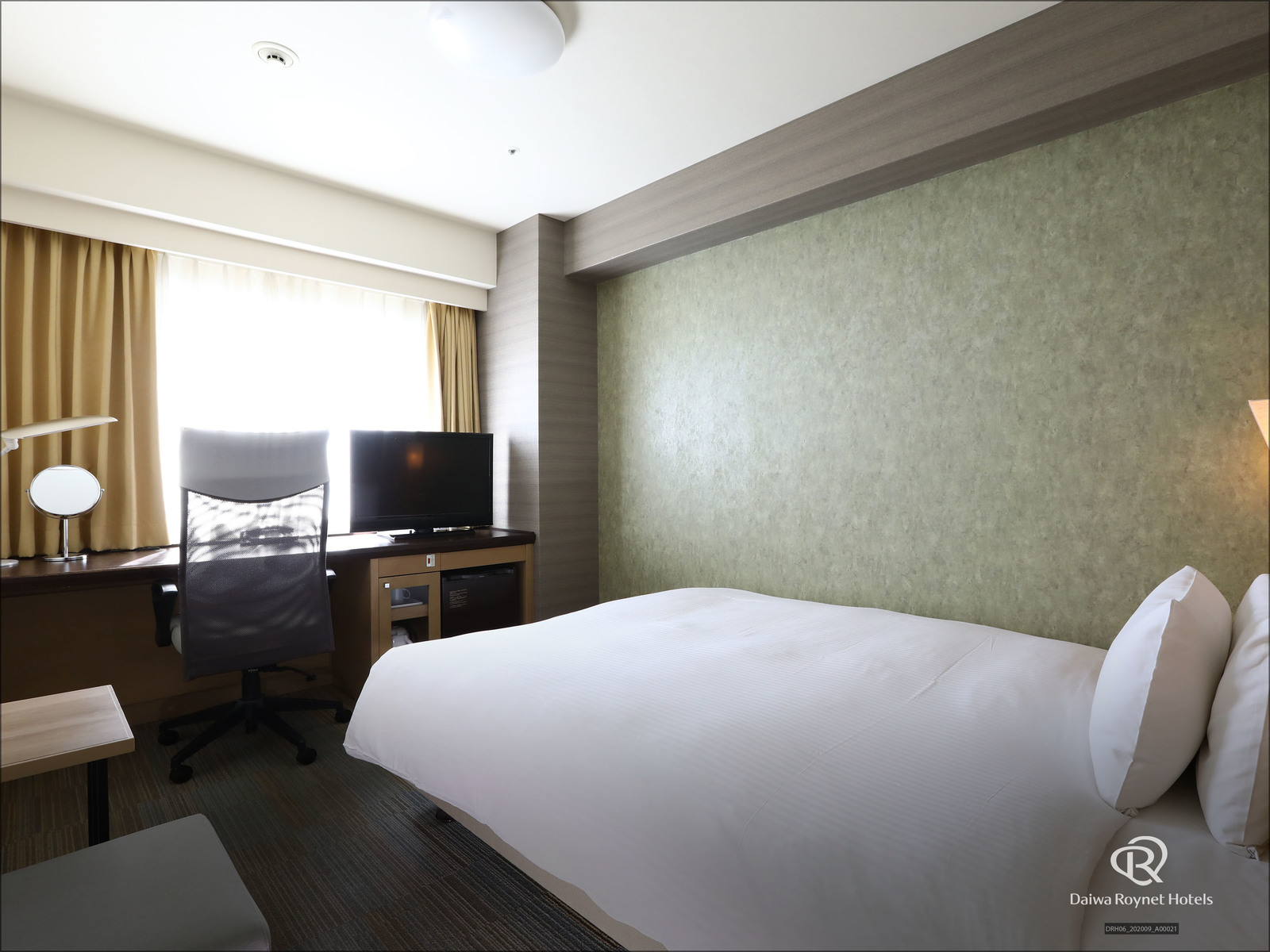ダイワロイネットホテル高松 部屋画像1