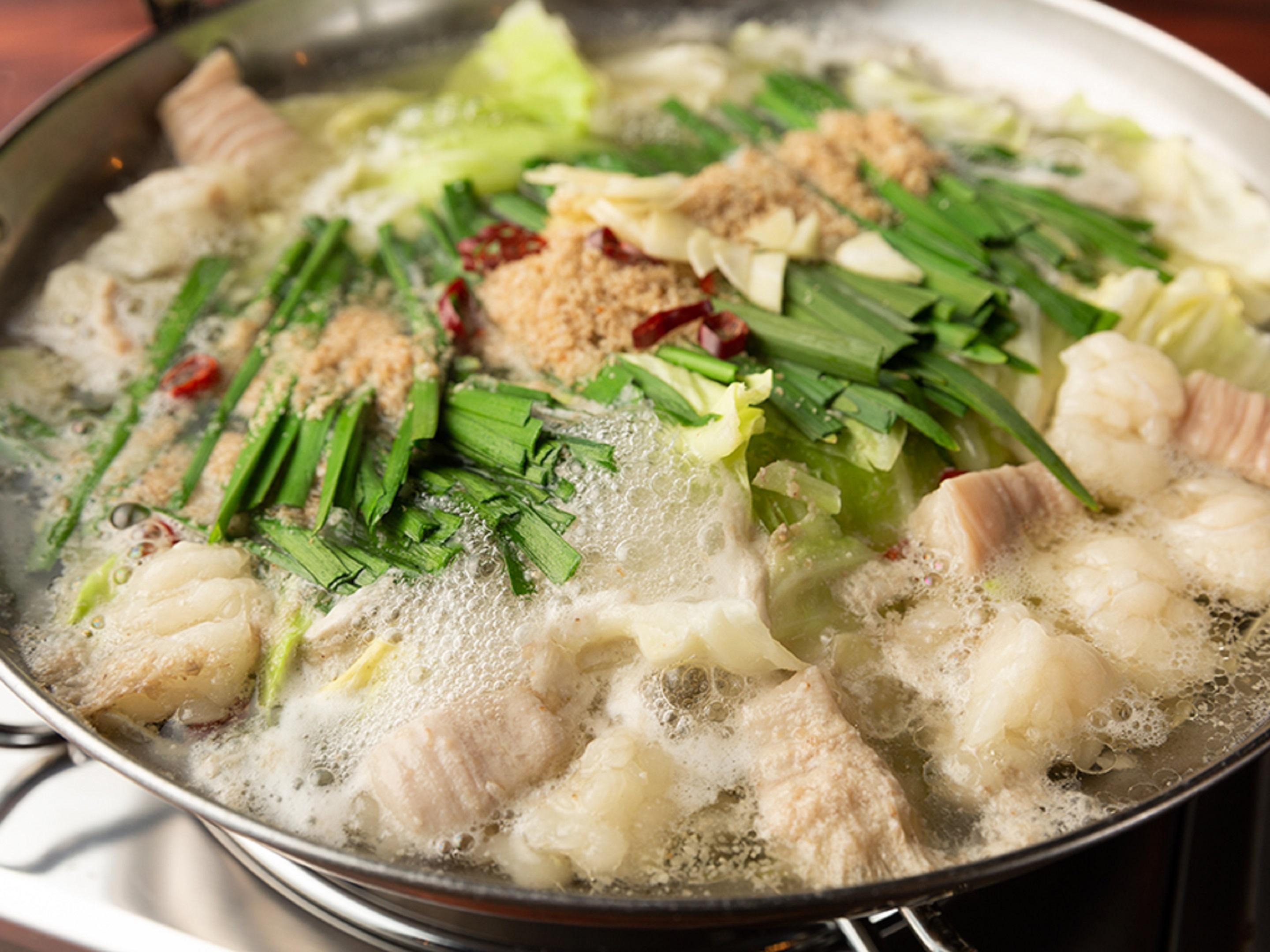 ホテルウィングインターナショナル高松 【高松グルメ／朝食付】瀬戸内海鮮や骨付き鶏を満喫。提携飲食店11店舗で使える5000円分お食事券付き