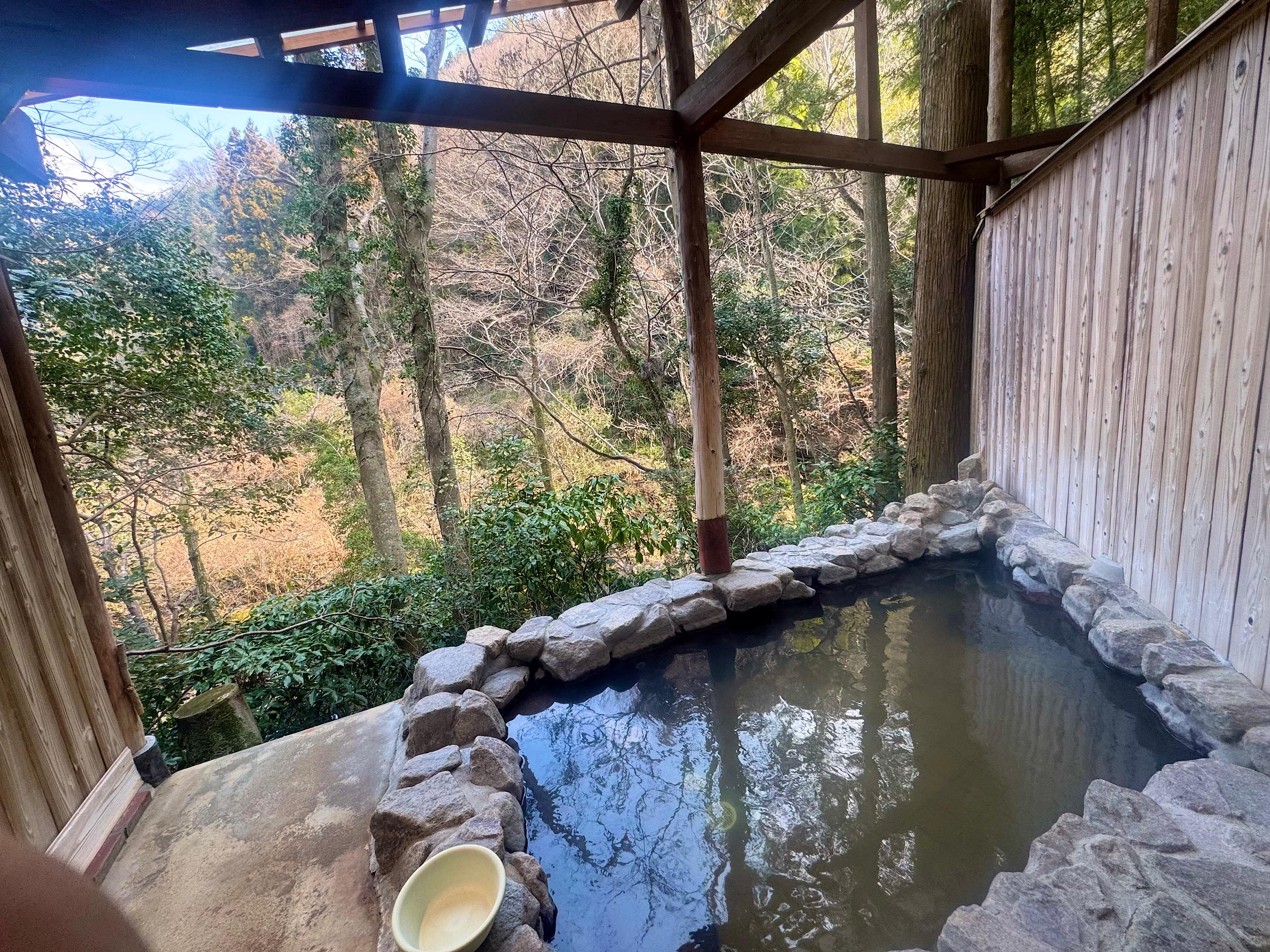 リブマックスリゾート讃岐塩江温泉 【スタンダードプラン】瀬戸内の風薫る湯宿で、心解けるひとときを【旬味覚会席夕食＆朝食付】