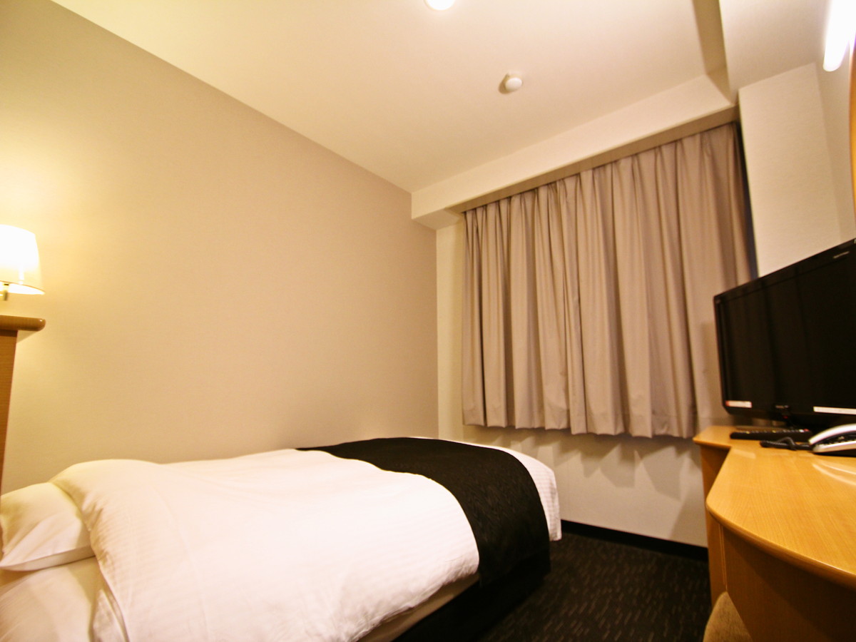 アパホテル〈丸亀駅前大通〉 ダブル