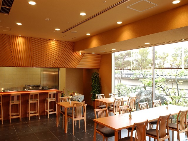 リーガロイヤルホテル新居浜 ■豪華ディナーコースを堪能■本格会席料理付ステイプランー夕朝食付ー