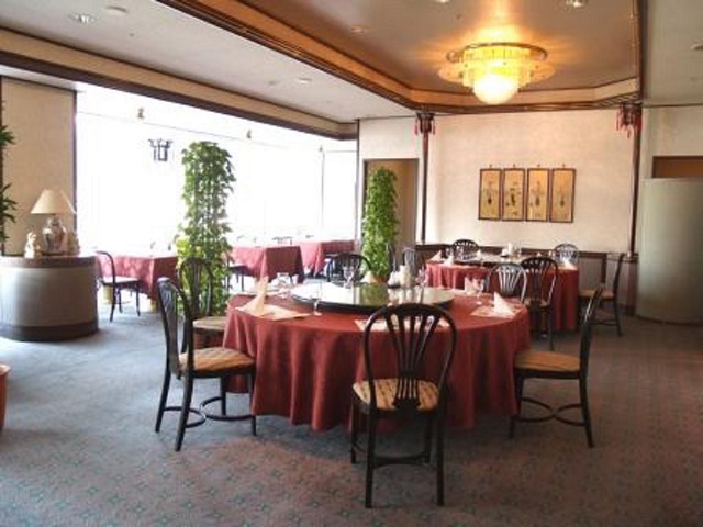 リーガロイヤルホテル新居浜 ■豪華ディナーコースを堪能■本格中国料理付ステイプランー夕朝食付ー