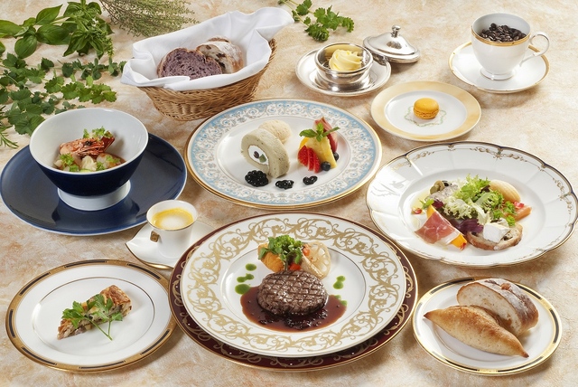 ふなや 【温泉×フランス料理】老舗旅館の西洋料理を堪能するプラン