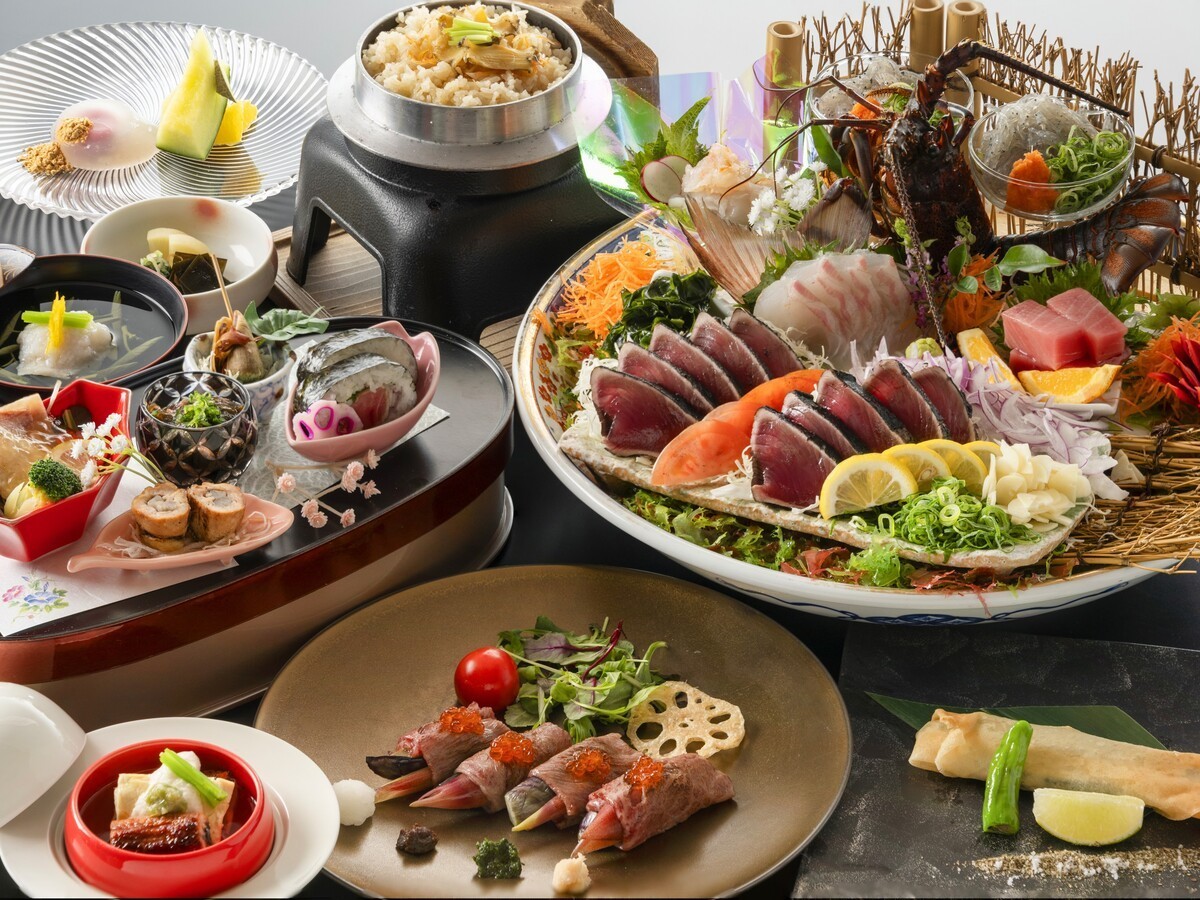 城西館 【お部屋食確約】《旬彩物語／雲居コース》高知県産の鮎や四万十うなぎ、伊勢海老の姿造りに黒毛和牛など。