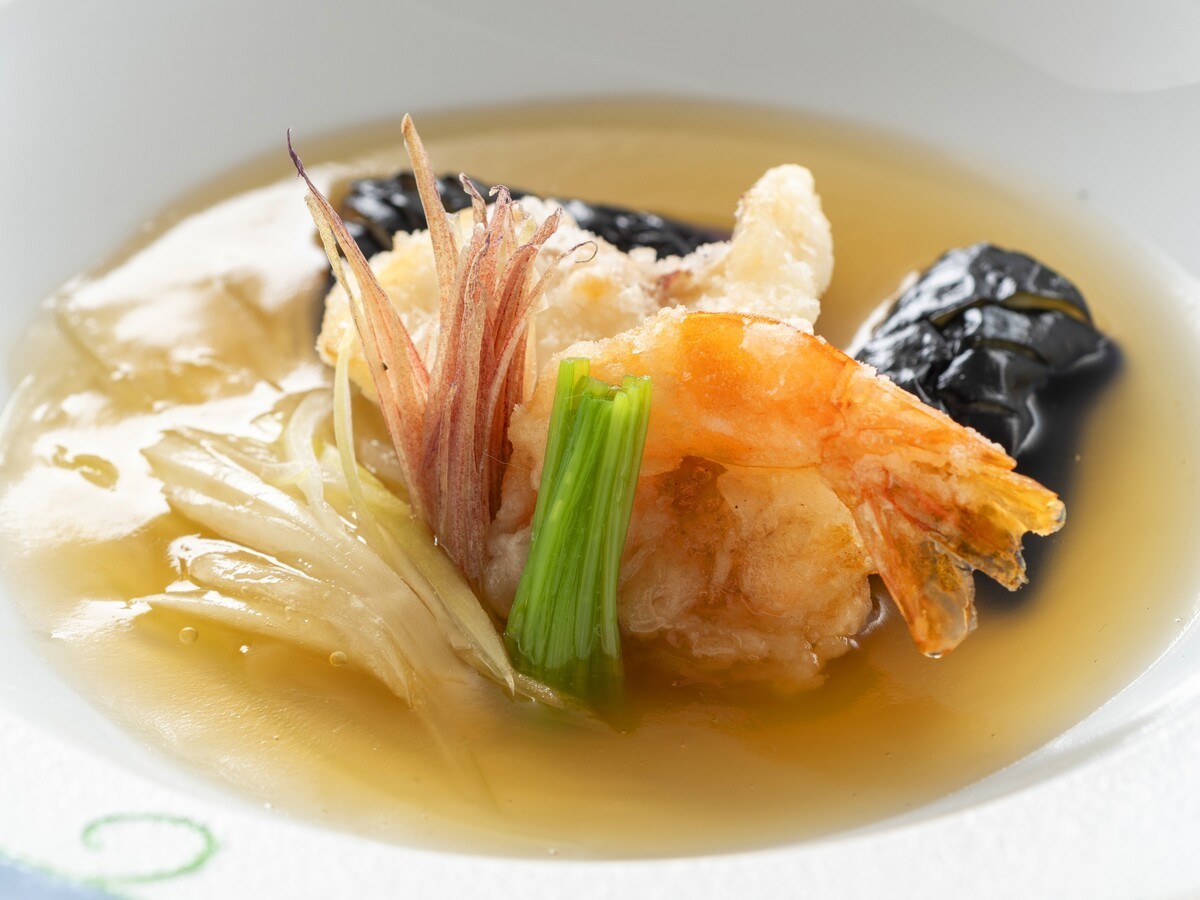 城西館 【旬彩物語／船遊びコース】生姜真鯛の旨味酢餡掛けや和牛ロースト、土佐の旬魚が盛り沢山の皿鉢料理など