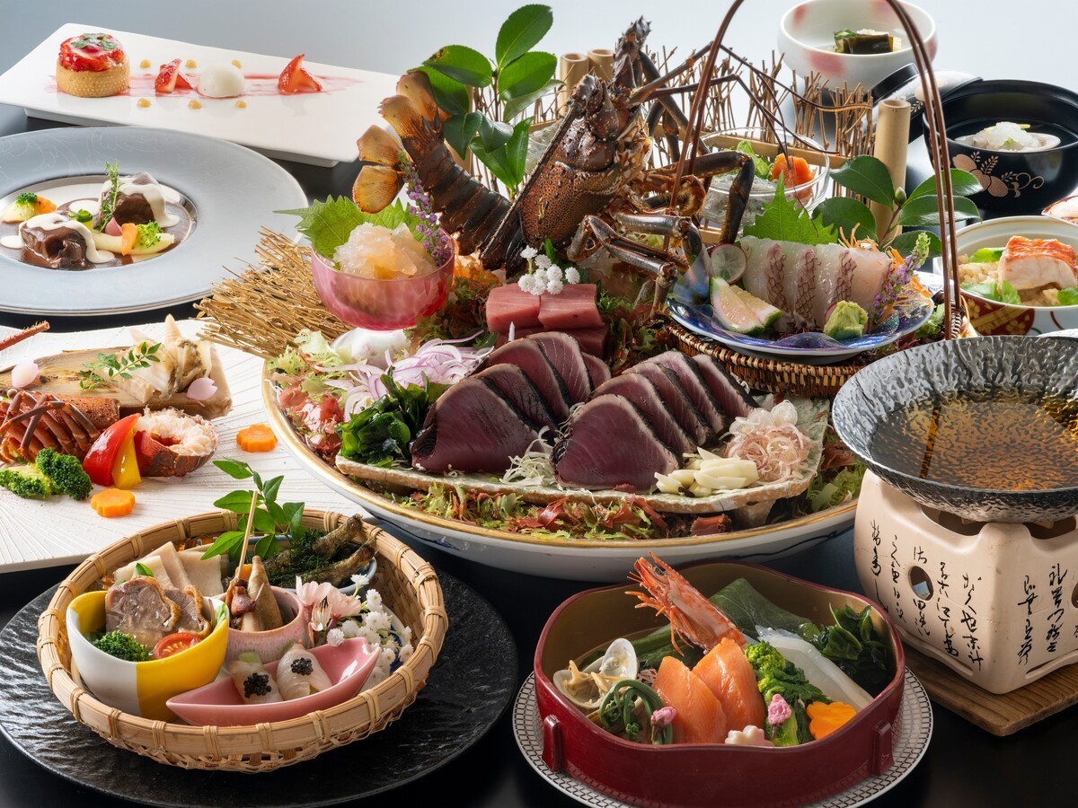 城西館 【旬彩物語／朧月コース】ぷりぷりの伊勢海老姿造りや四万十牛希少部位の食べ比べなど匠の技で綴る土佐の春