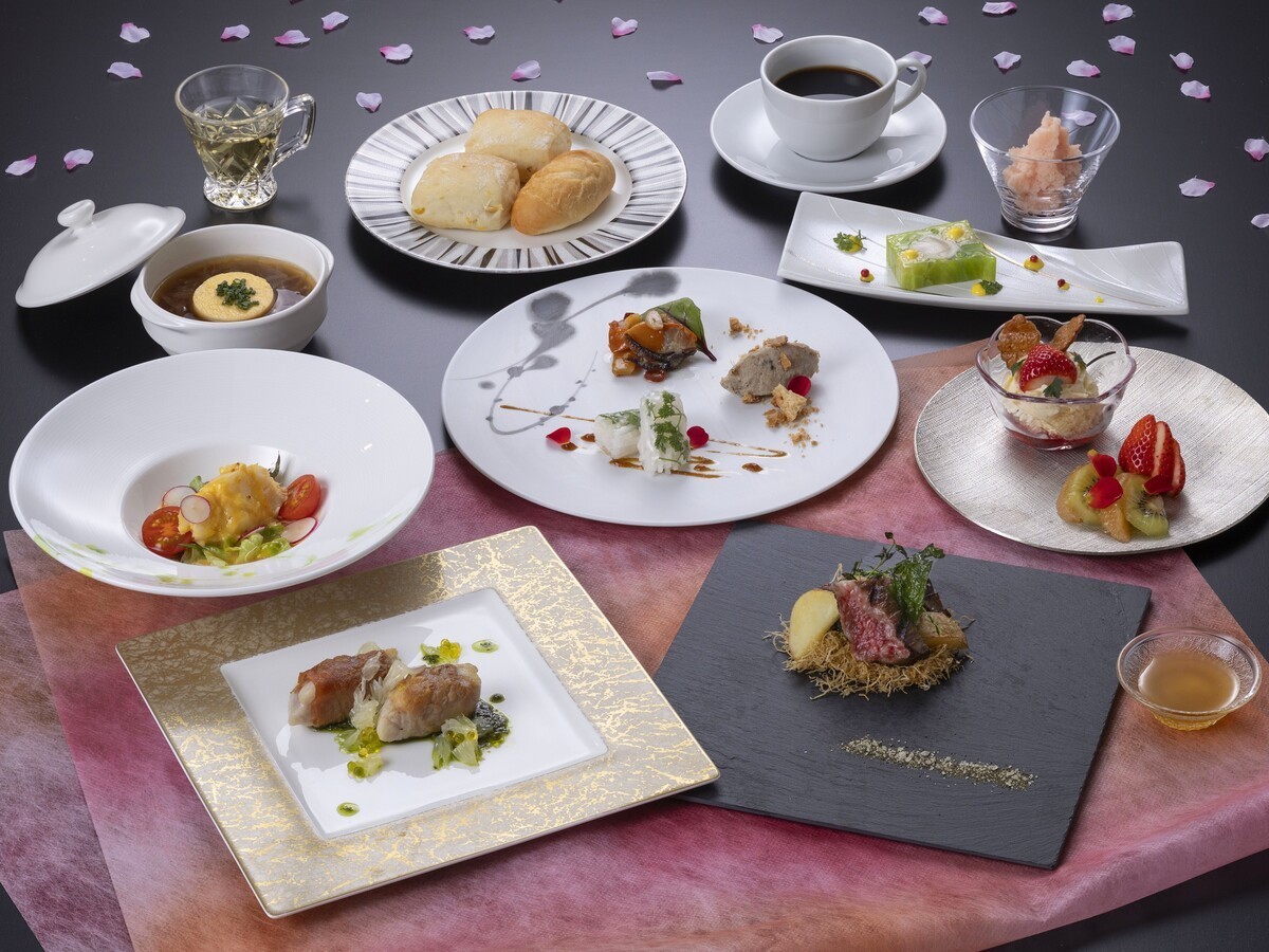 城西館 土佐・賜物の息吹フレンチ～四万十牛や白甘鯛、室戸産天然ムールなどを堪能する創作春フレンチ～