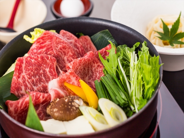 土佐御苑 【量より質を重視！】◆食事処1泊2食◆厳選素材を味わう美味会席《牛すき焼きのプラチナプラン》