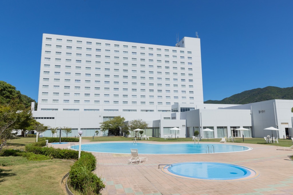 メルキュール福岡宗像リゾート＆スパ 【夏休みプラン】ファミリーおすすめ！＜手持ち花火＆塩サイダー＞／夕朝食付き(夕食17:30～)