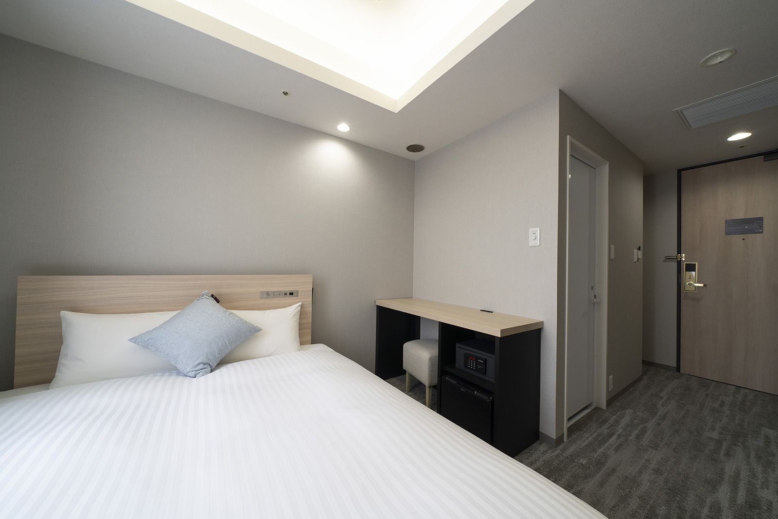 ホテルオリエンタルエクスプレス福岡天神 スタンダードクイーンルーム