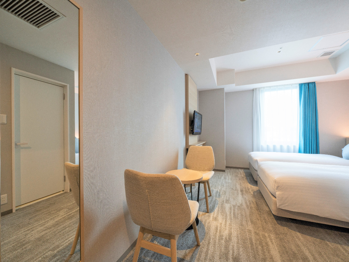 ホテルオリエンタルエクスプレス福岡天神 ◇スタンダードツイン ＜禁煙・シモンズ社製ベッド2台＞