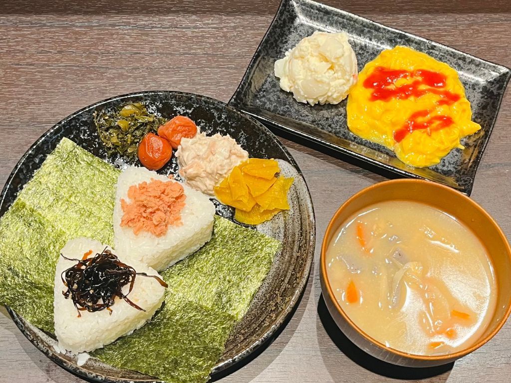 変なホテル福岡　博多 【早期割引90】予約が決まればお得に予約！早い者勝ちプラン♪＜ソフトドリンク・アルコール・軽食ご用意のラウンジ利用可>