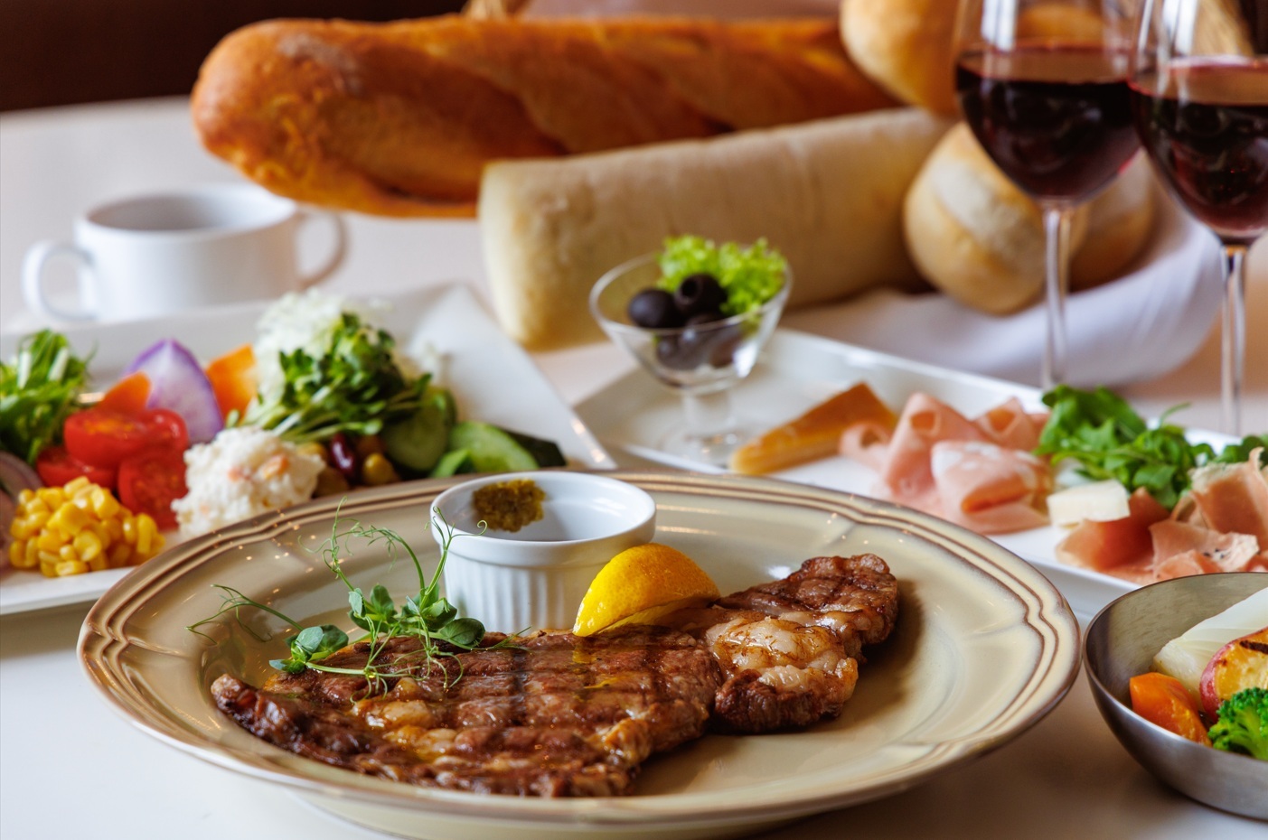 プレミアホテル門司港 【スタンダード】シェフ拘りの和牛ロースステーキディナー（夕朝食付）