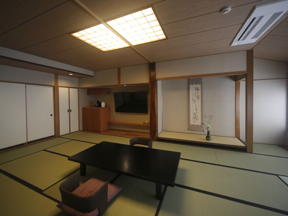 泰泉閣 部屋画像2
