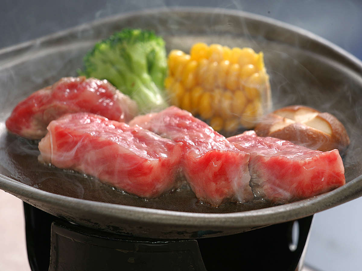 ホテルパーレンス小野屋 【高評価１位プラン★黒毛和牛会席】朝倉野菜や玄界灘鮮魚も♪